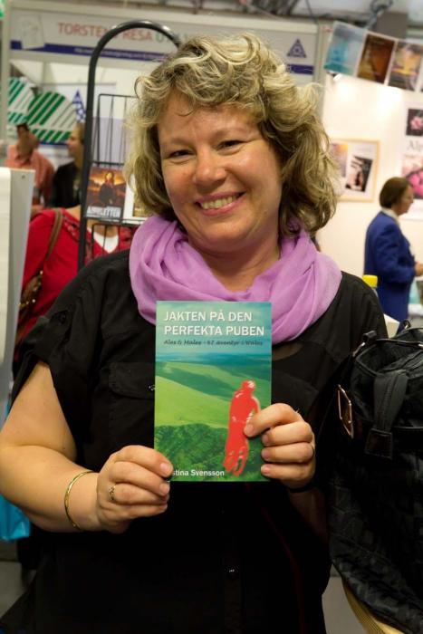 Lotta Abrahamsson som själv skrivit Full Koll